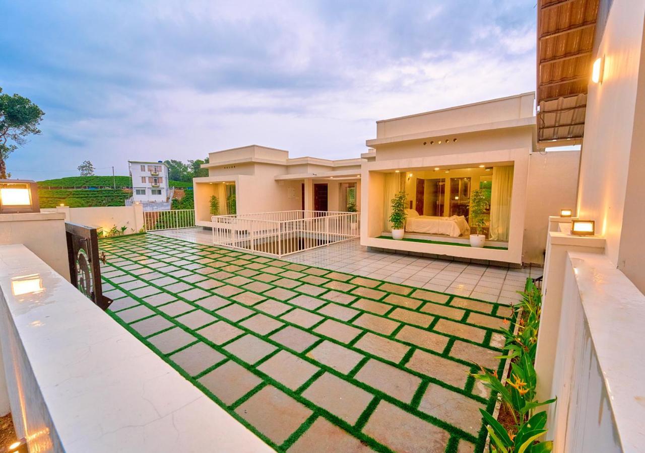 Glen Castle Vagamon Pool Resort By Voye Homes Buitenkant foto