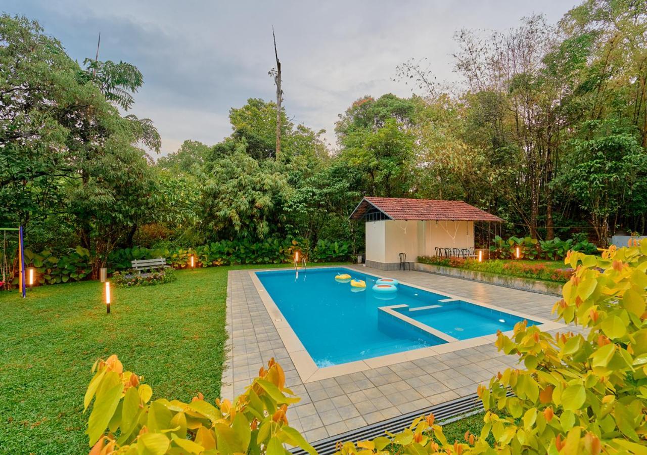 Glen Castle Vagamon Pool Resort By Voye Homes Buitenkant foto