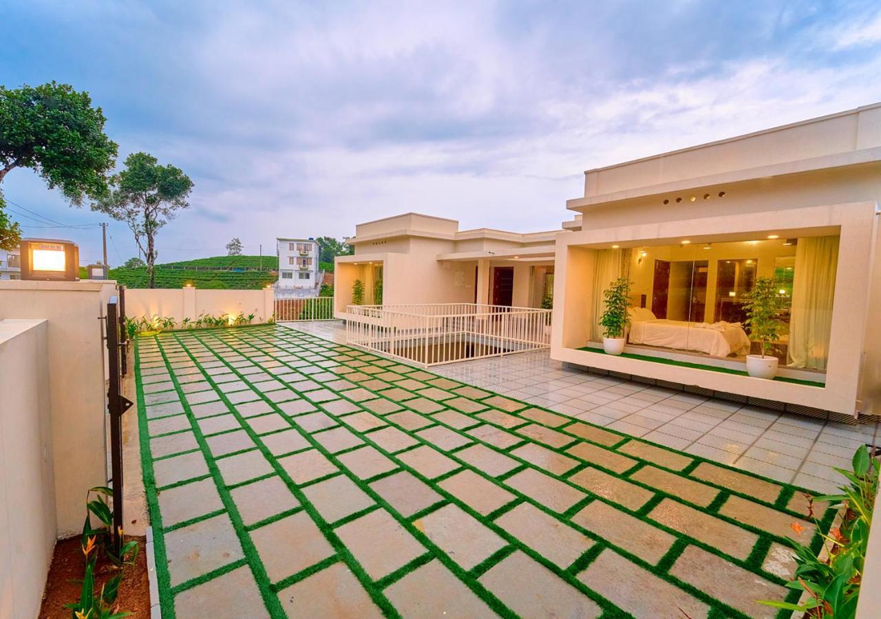 Glen Castle Vagamon Pool Resort By Voye Homes Buitenkant foto