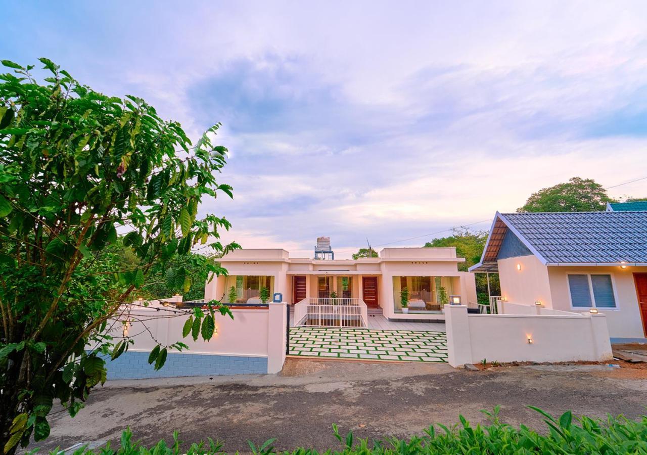 Glen Castle Vagamon Pool Resort By Voye Homes Buitenkant foto