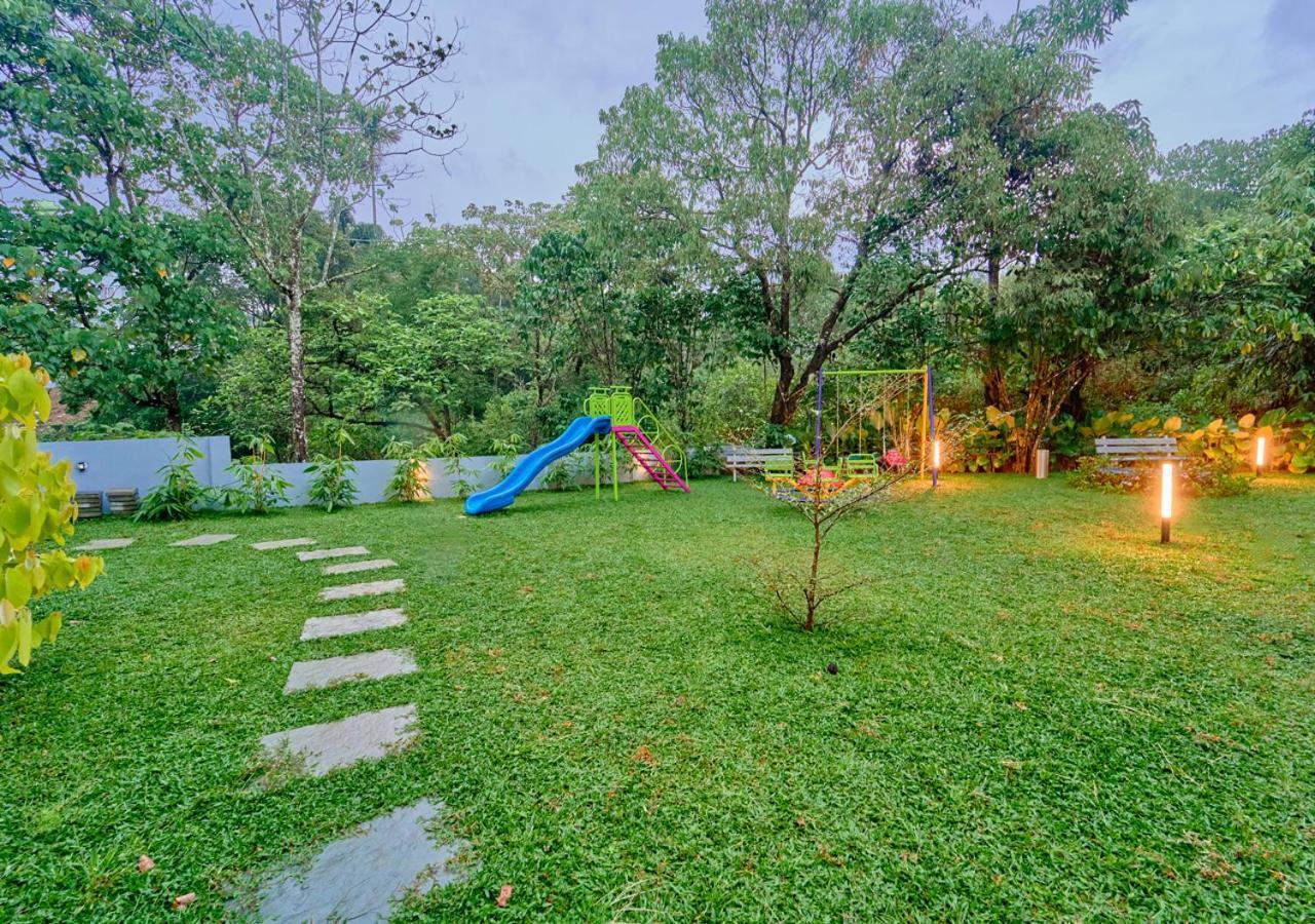 Glen Castle Vagamon Pool Resort By Voye Homes Buitenkant foto