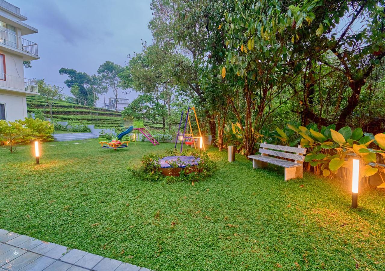 Glen Castle Vagamon Pool Resort By Voye Homes Buitenkant foto